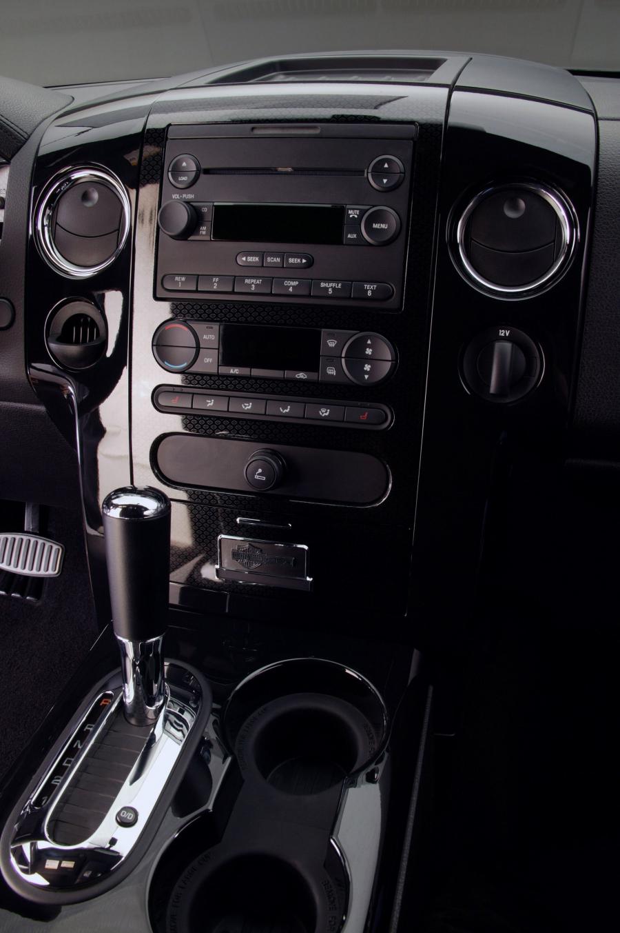  Ford F-150 Harley-Davidson Edition 2006 года  (фото 51 из 73)